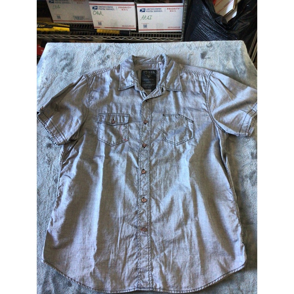 Mens Guess XL Short Sleeve button down Gray shirt. preppy